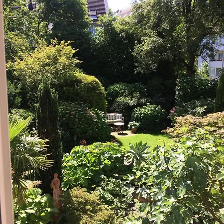 Luxurioeses Doppelzimmer In Oberkassel Accommodatie bij particulieren *