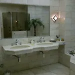 Luxurioeses Doppelzimmer In Oberkassel Homestay Dusseldorf